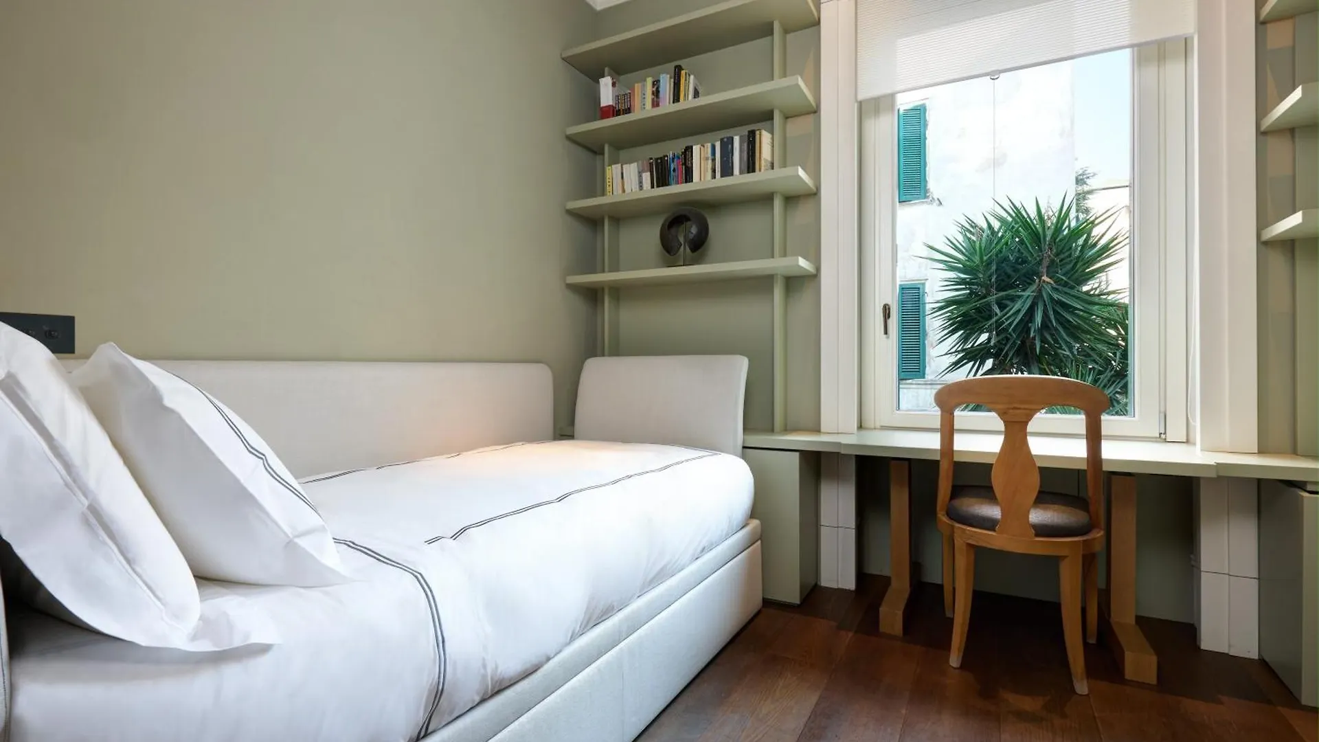 Apartment Casa Loren Con Terrazzo Rome